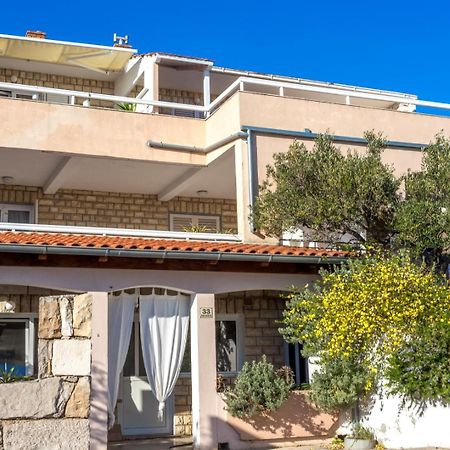 Peaceful Apartment With Beautiful View Χβαρ Εξωτερικό φωτογραφία