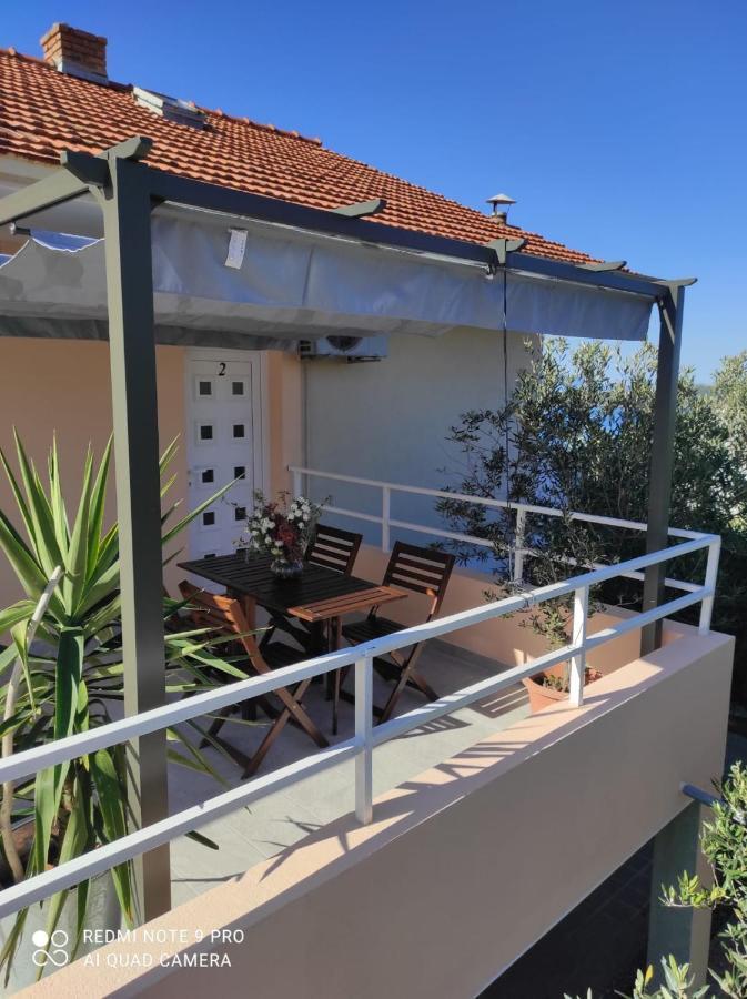 Peaceful Apartment With Beautiful View Χβαρ Εξωτερικό φωτογραφία