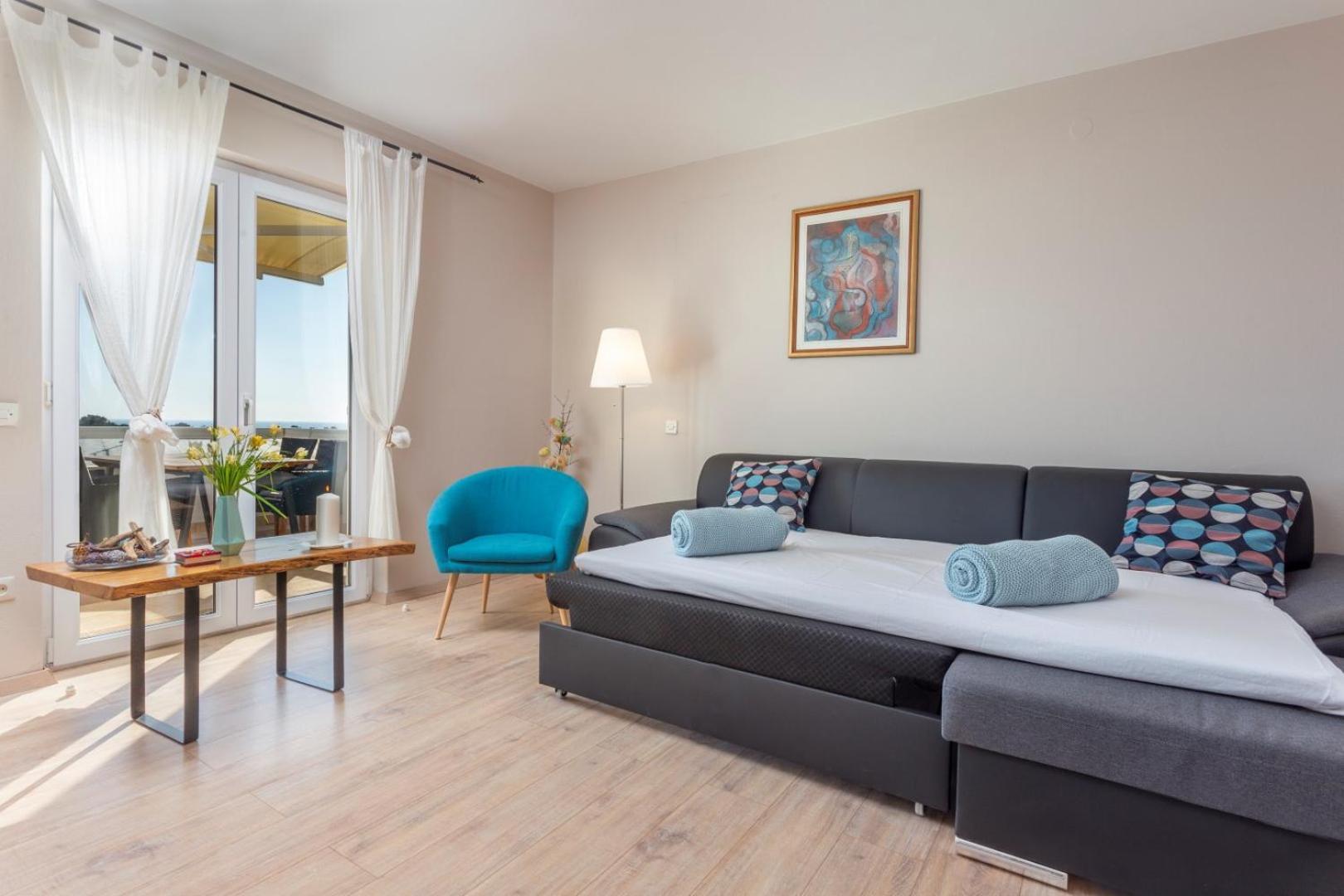Peaceful Apartment With Beautiful View Χβαρ Εξωτερικό φωτογραφία