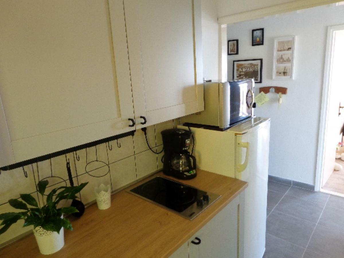 Peaceful Apartment With Beautiful View Χβαρ Εξωτερικό φωτογραφία