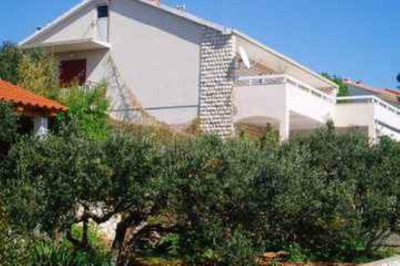 Peaceful Apartment With Beautiful View Χβαρ Εξωτερικό φωτογραφία